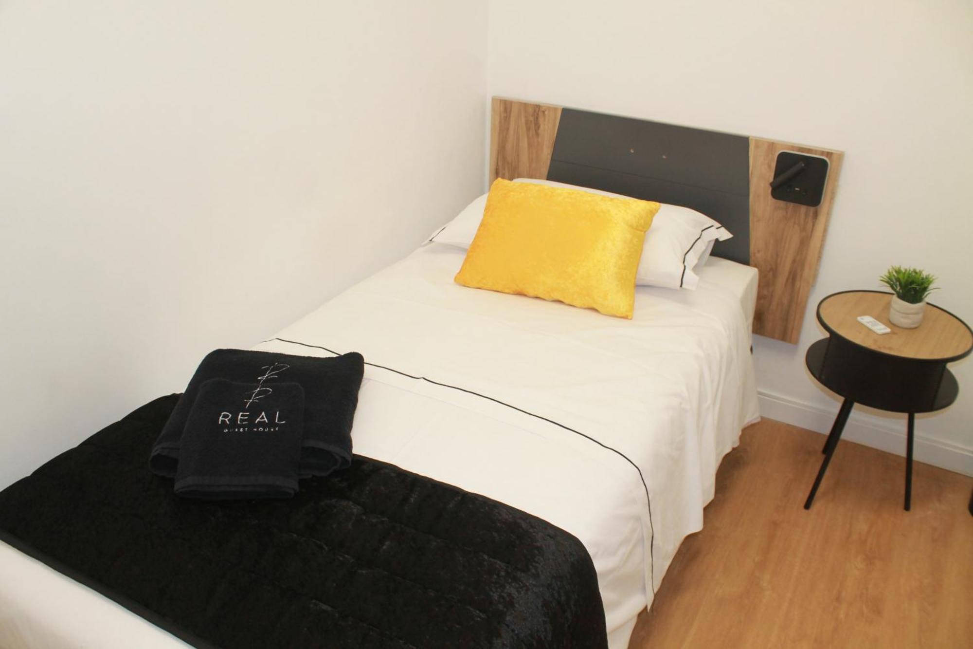 Real Guest House Costa da Caparica Exterior photo