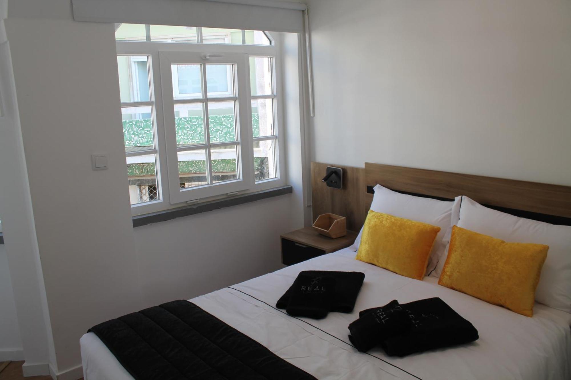 Real Guest House Costa da Caparica Exterior photo